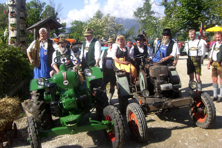 Oldtimer-Traktoren Treffen in Kuens