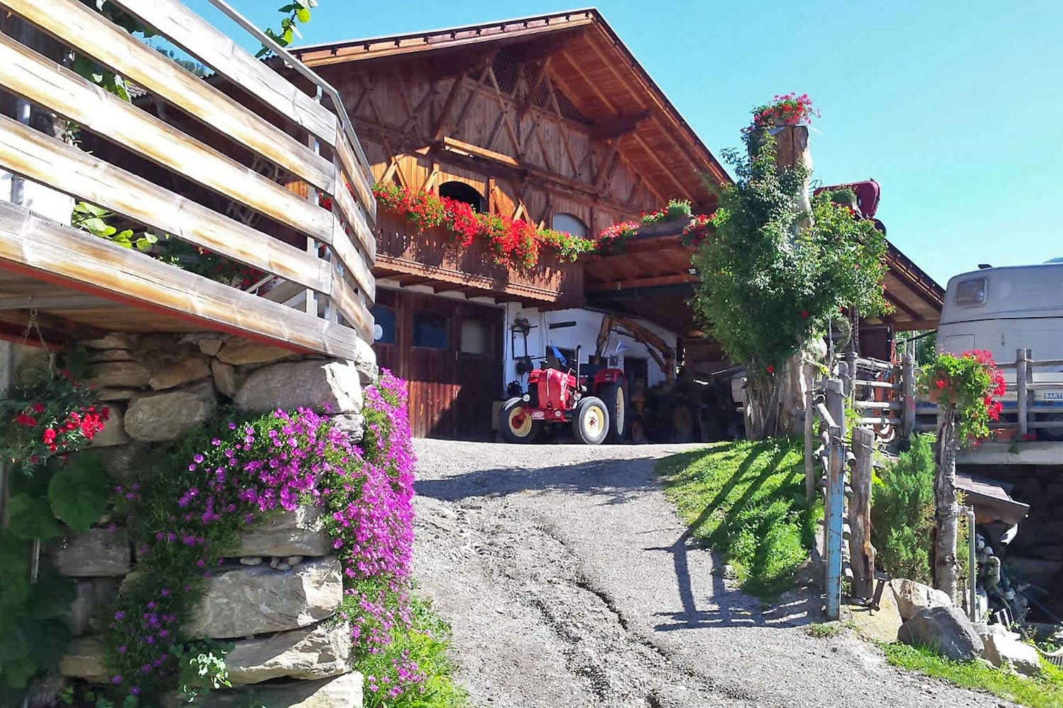 Traktoren-Museum Ungericht Hof in Kuens, Riffian